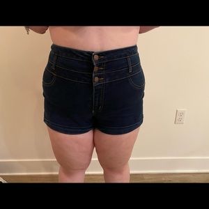 3 button Buttonfly shorts